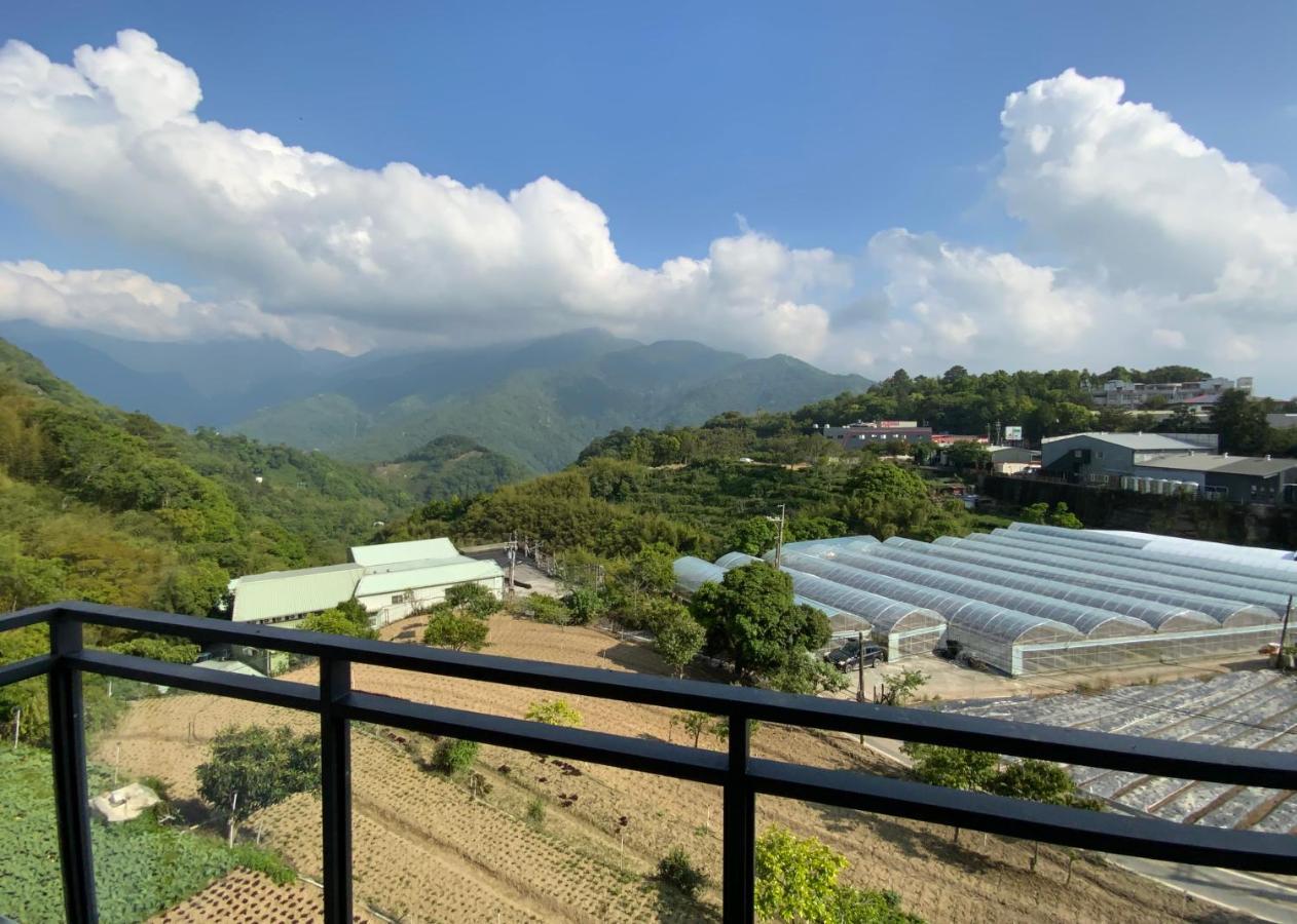 清境依山舞林民宿 เหรินอ้าย ภายนอก รูปภาพ